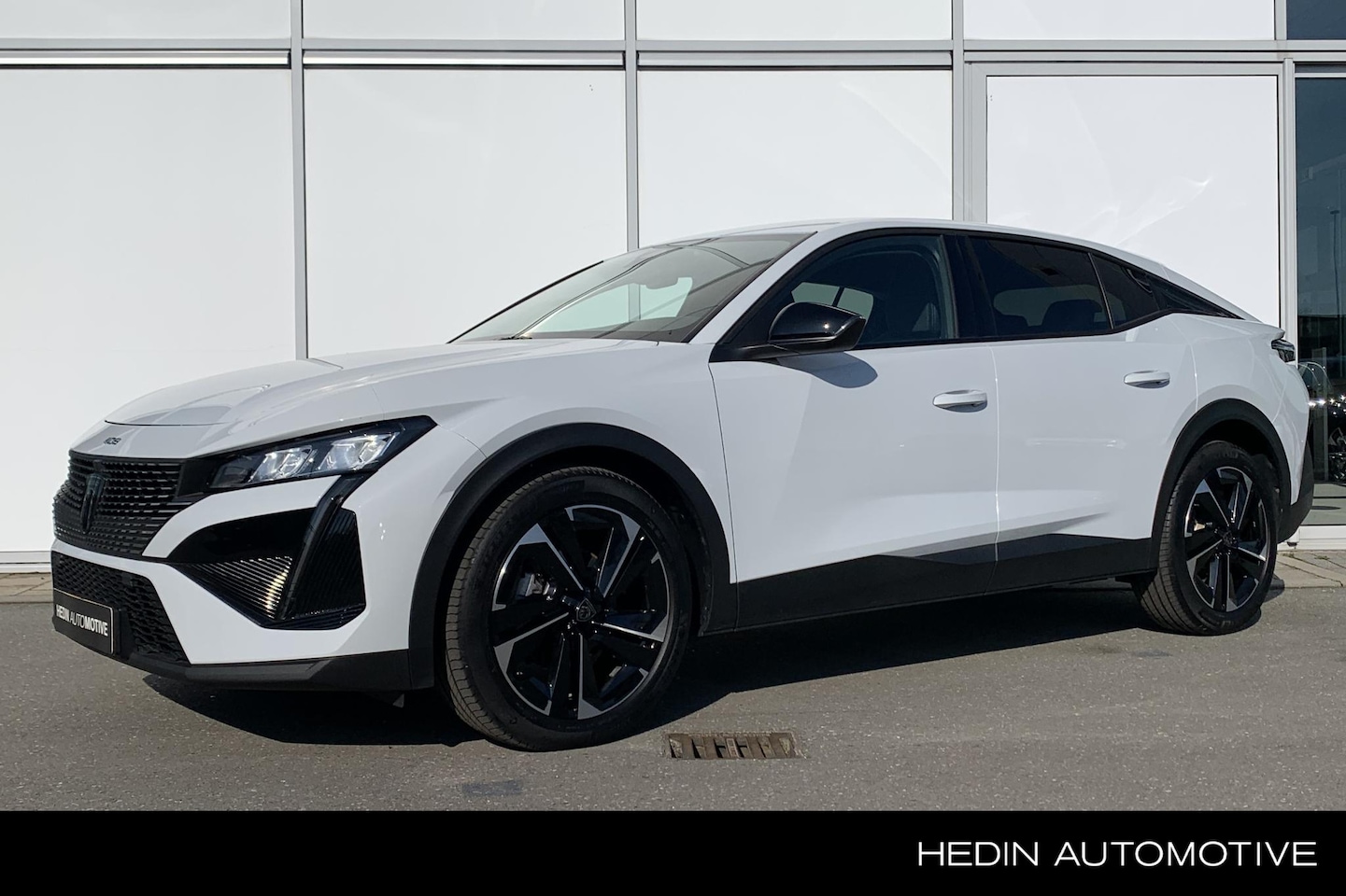 Peugeot 408 - 1.2 Hybrid 145 e-DCS6 Allure AUTOMAAT | Navigatie | 19"LMV | Camera | Parkeersensoren | Cl - AutoWereld.nl