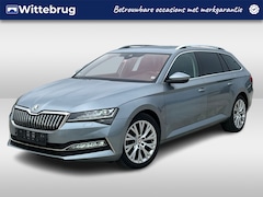 Skoda Superb Combi - 1.4 TSI iV 218PK Style / Panoramadak / Zwenkbare Trekhaak / Memory Seat / Digitale Cockpit