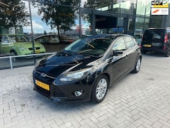 Ford Focus - 1.0 EcoBoost 5-DEURS LEASE TITANIUM-uitv/ZEER COMPLEET/MOTOR DEFECT