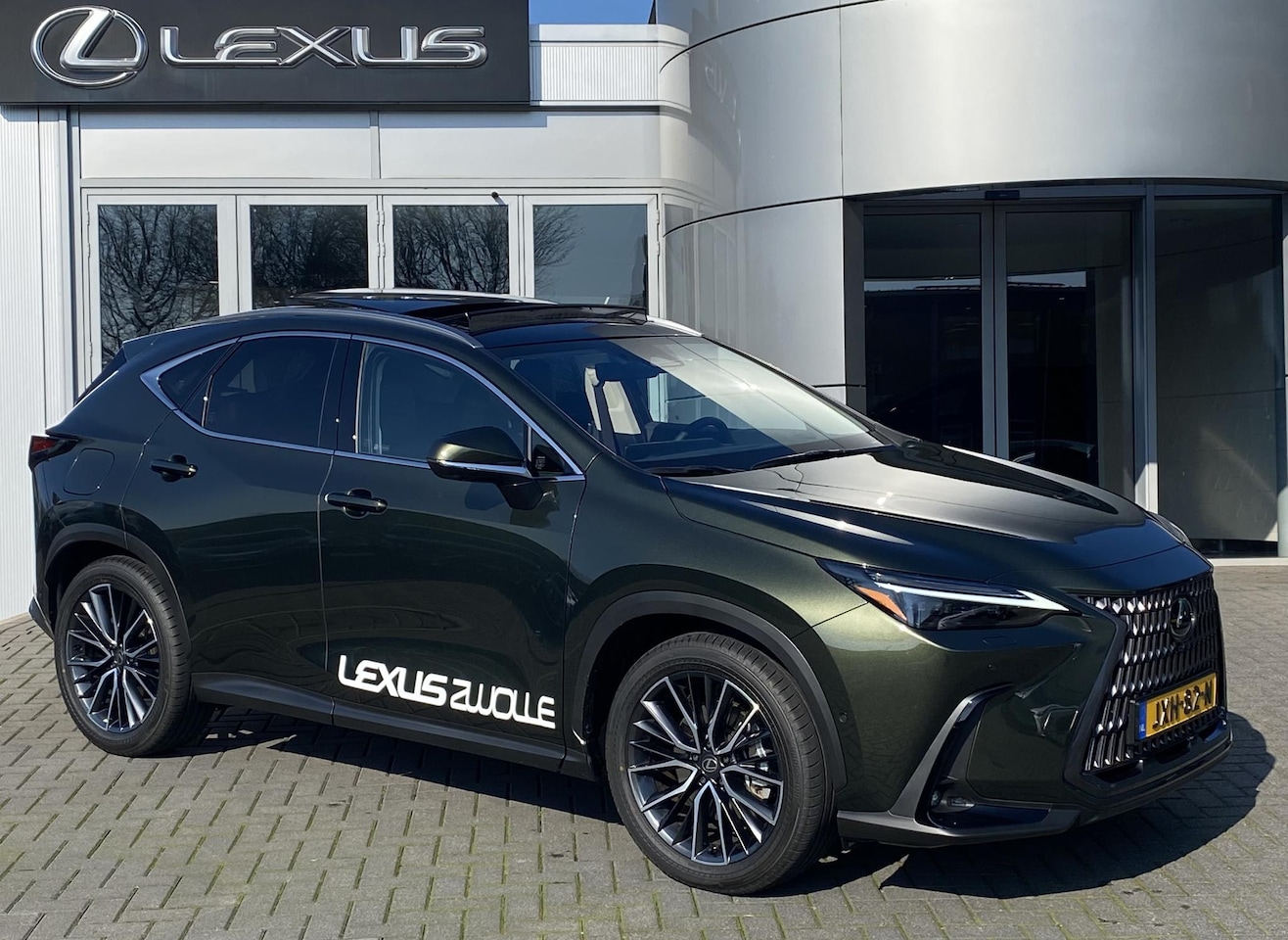 Lexus NX - 450h+ AWD President Line NIEUW DIRECT LEVERBAAR TREKHAAK MARK LEVINSON PANODAK 360-CAM STO - AutoWereld.nl
