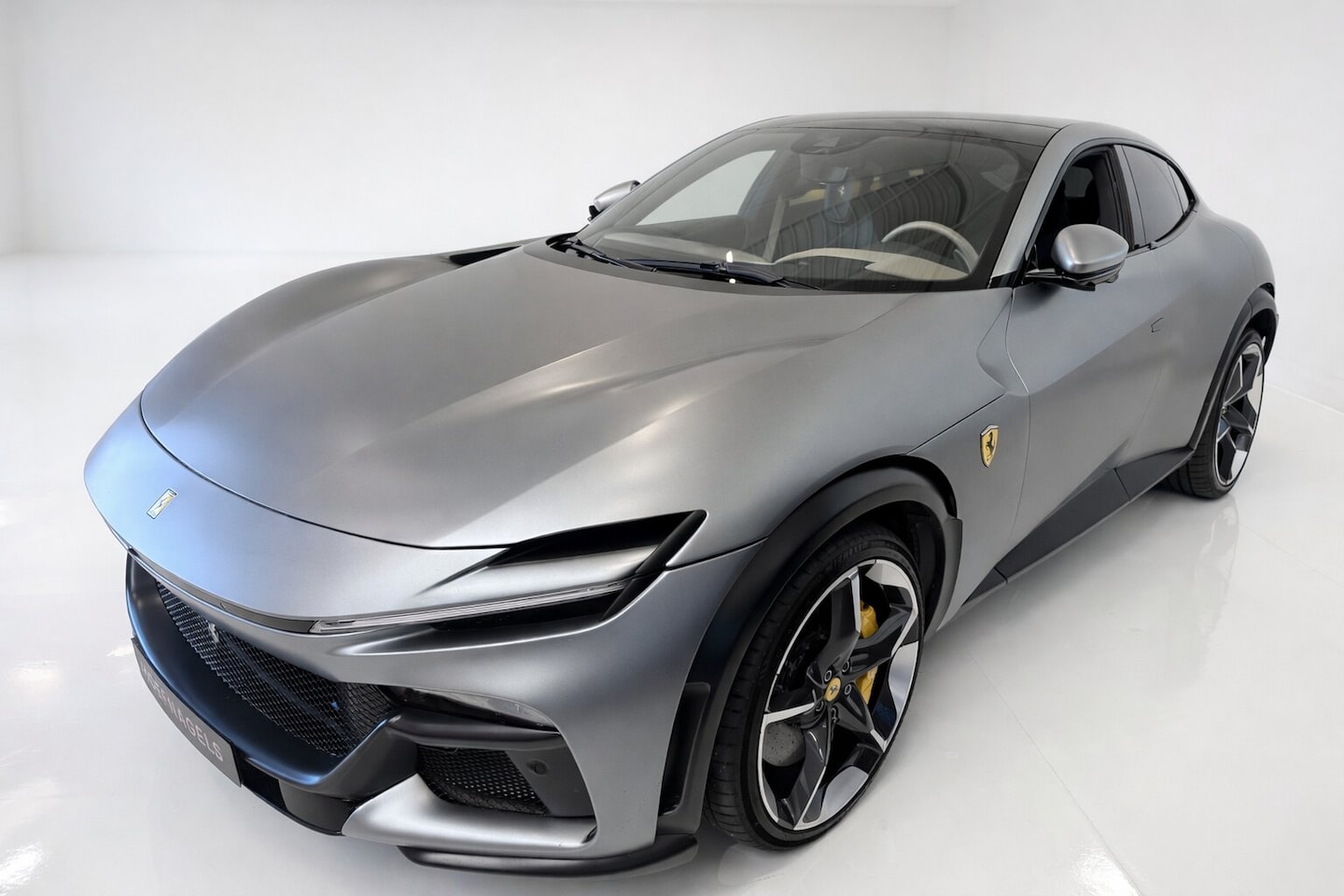 Ferrari Purosangue - 6.5 V12 Pano, Lift, Burmester, Xpell - AutoWereld.nl