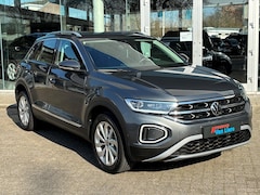 Volkswagen T-Roc - 1.5 TSI 150pk 7-DSG Style|Camera|Carplay|Keyless| Rijklaar incl garantie