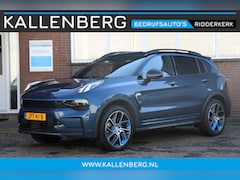 Lynk & Co 01 - 1.5 PHEV / 360 camera / Panoramadak / Stoelverwarming