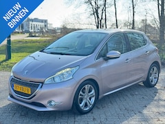 Peugeot 208 - 1.4 VTi Allure