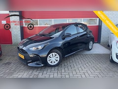 Toyota Yaris - 1.5 Hybrid Active CAMERA / CARPLAY / NAVI / CLIMA / BLUETOOTH / ACC / NL-AUTO