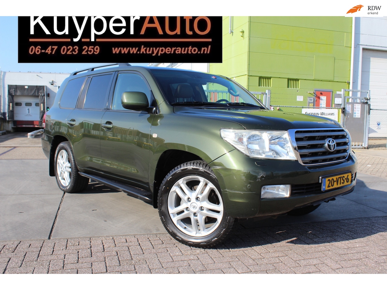 Toyota Land Cruiser V8 - 4.5 V8 D-4D Executive High Roof Window Van automaat - AutoWereld.nl