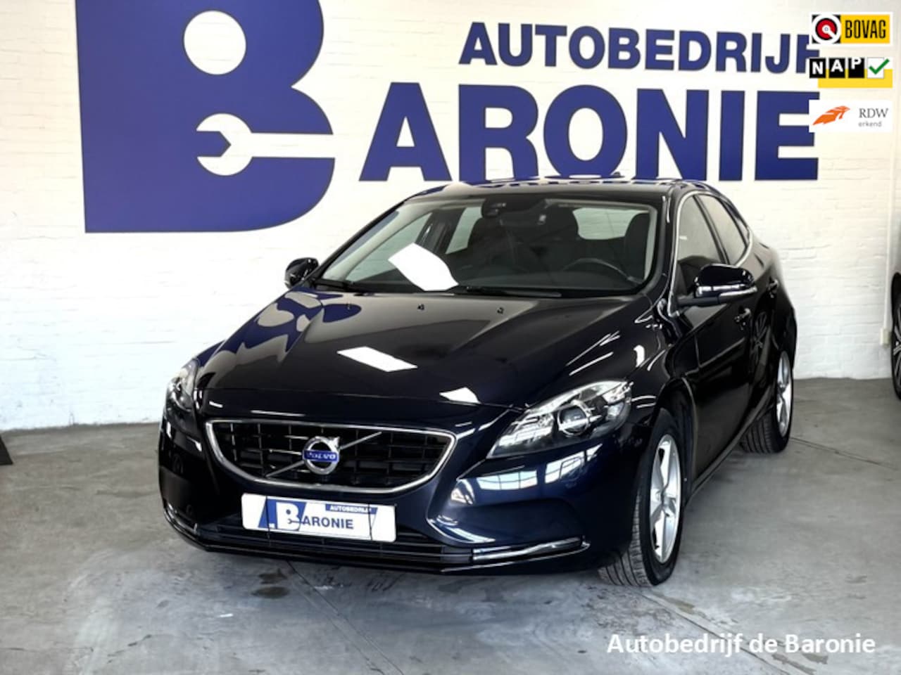 Volvo V40 - 1.5 T2 Momentum automaat - AutoWereld.nl