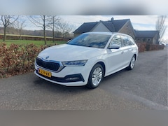 Skoda Octavia Combi - 1.0 e-TSI Business Edition CLIMA/NAVI/AUTOMAAT BJ 2021