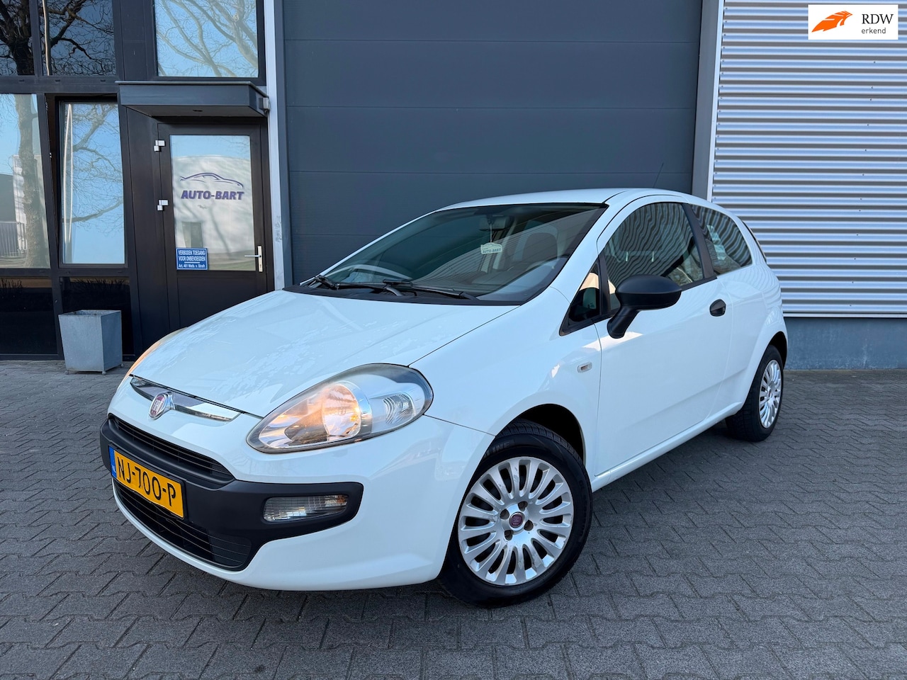 Fiat Punto Evo - 1.2 Active | nieuwe distributie en beurt - AutoWereld.nl