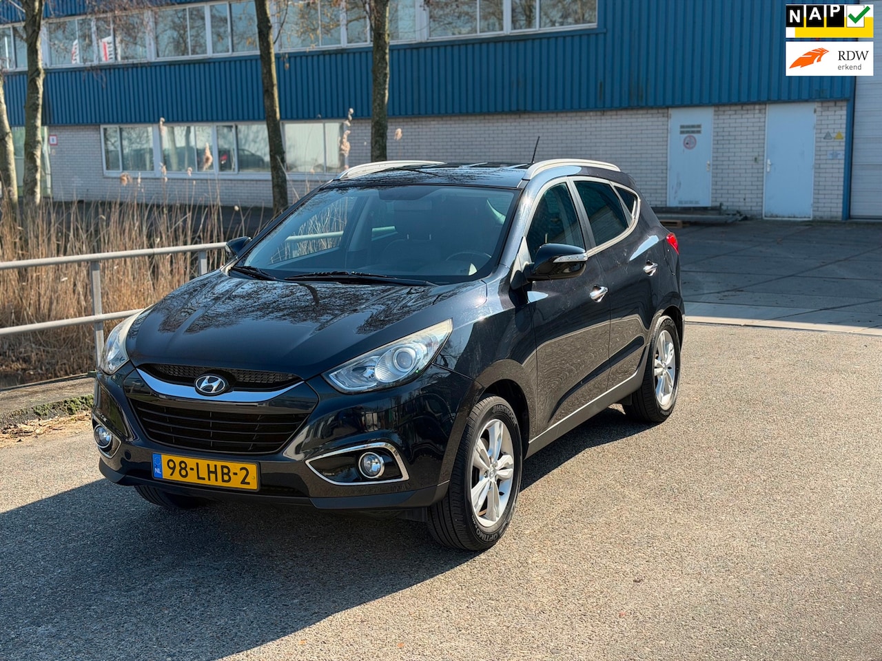 Hyundai ix35 - 2.0i Style!2010!Camera!Clima!LM.velgen! - AutoWereld.nl