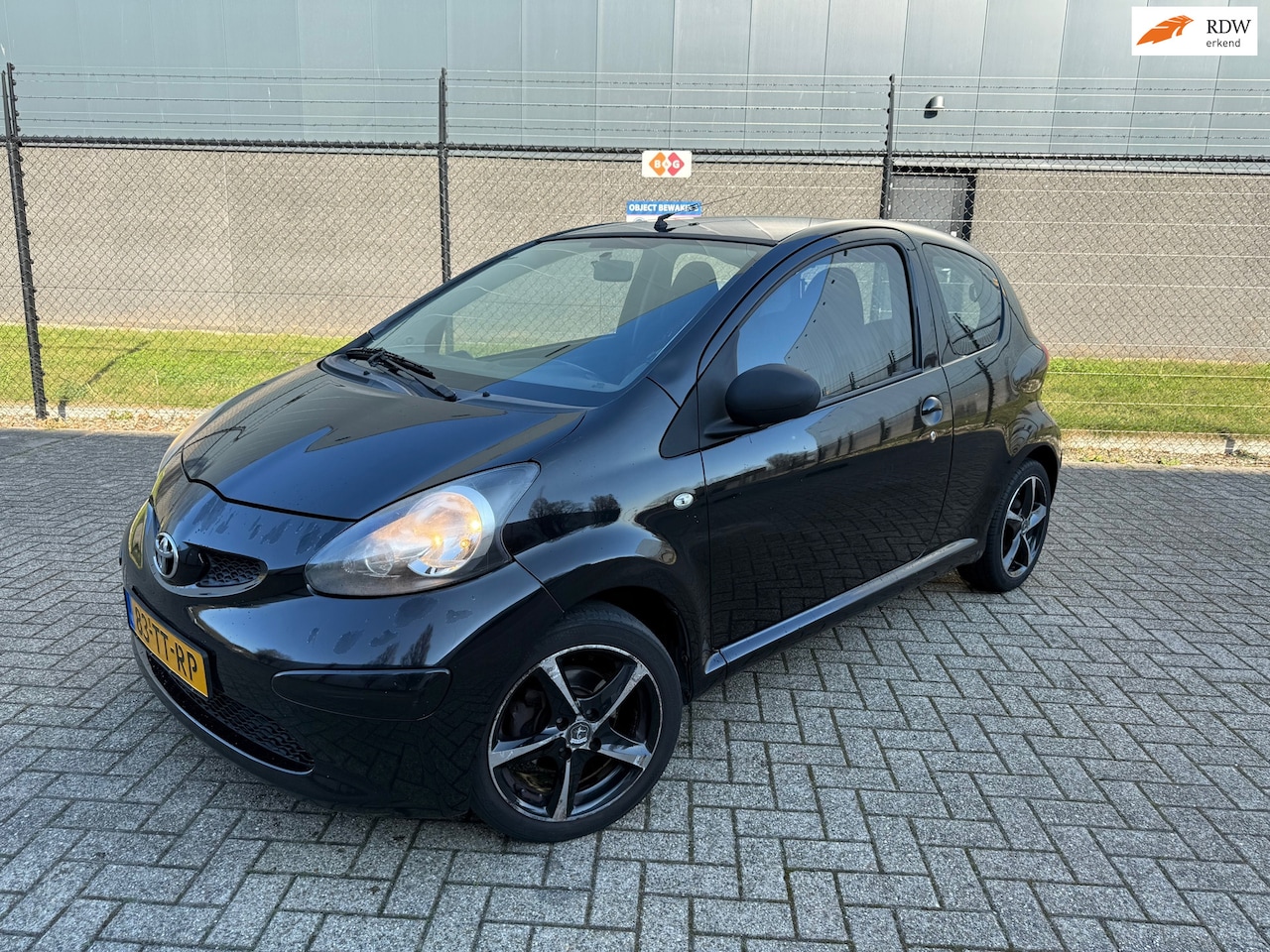 Toyota Aygo - 1.0-12V + |Airco| |Elektrische ramen| - AutoWereld.nl