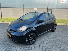 Toyota Aygo - 1.0-12V + |Airco| |Elektrische ramen|
