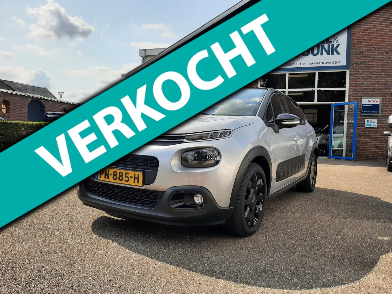 Citroën C3 - 1.2 PureTech S&S Shine / 1ste eigenaar / Zeer weinig kilometers - AutoWereld.nl