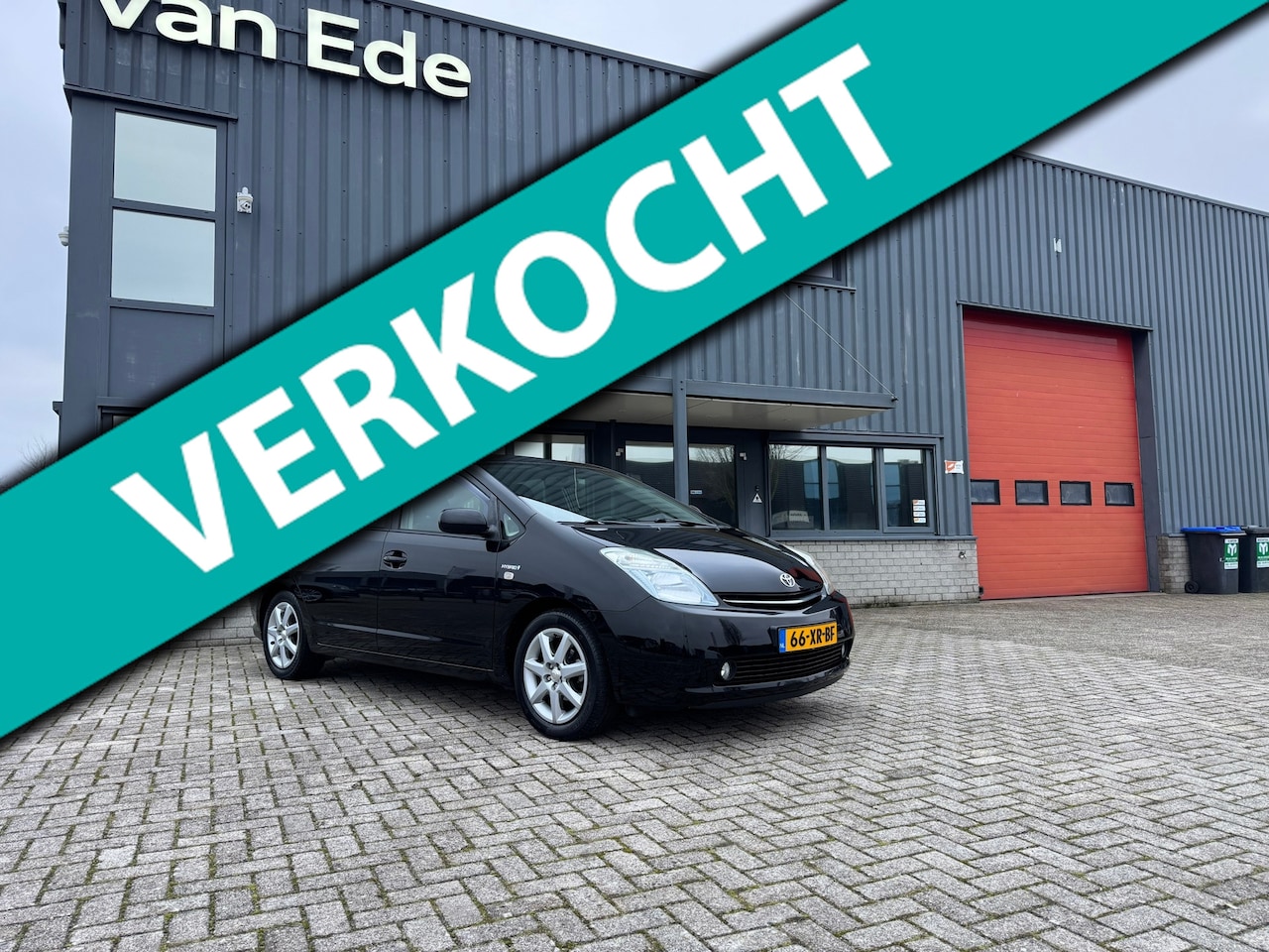 Toyota Prius - 1.5 VVT-i Tech Edition Clima Camera Cruise Keyless - AutoWereld.nl