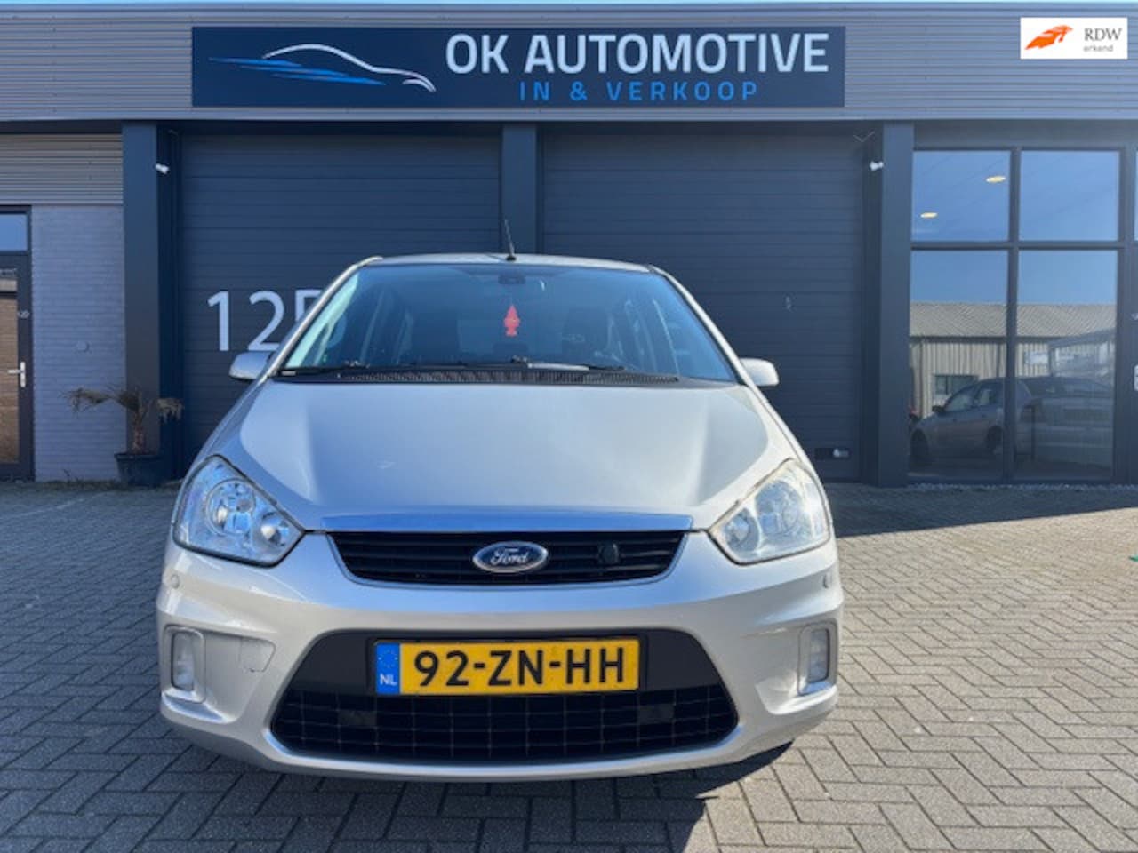 Ford C-Max - 1.8-16V Titanium Flexifuel 1.8-16V Titanium Flexifuel - AutoWereld.nl