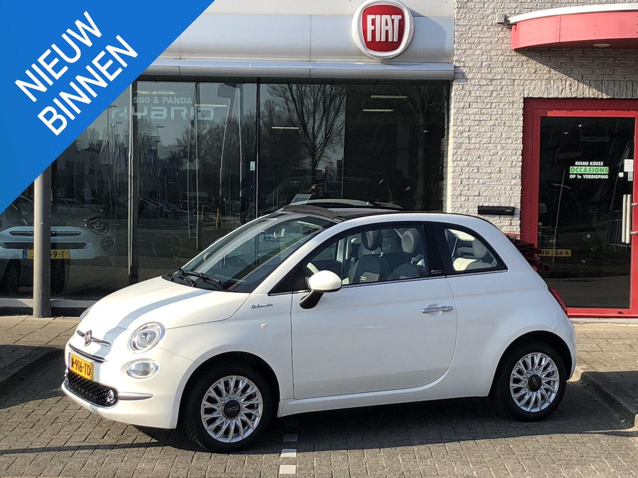 Fiat 500 C - 1.0 Hybrid Dolcevita NAVI|CLIMATE|APPLE/ANDROID|PDC|15" - AutoWereld.nl