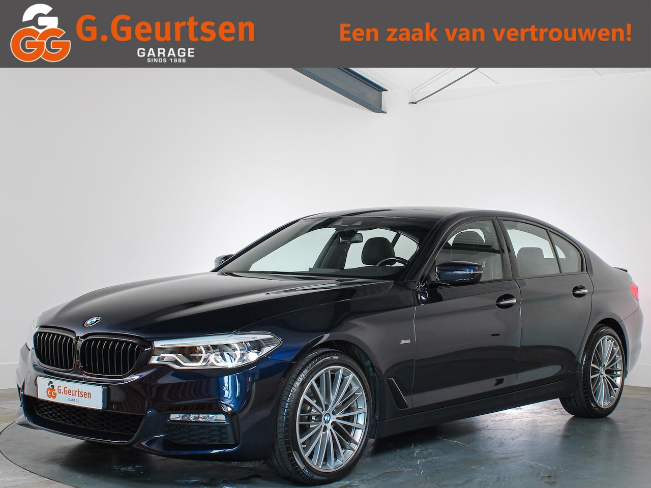 BMW 5-serie - 520i High Executive Sportline M-sport LED, Volleder, Trekhaak, Memory, Goed onderhouden! - AutoWereld.nl