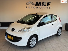 Peugeot 107 - 1.0-12V XR 2008 Wit Stuurbekr/Ruime APK