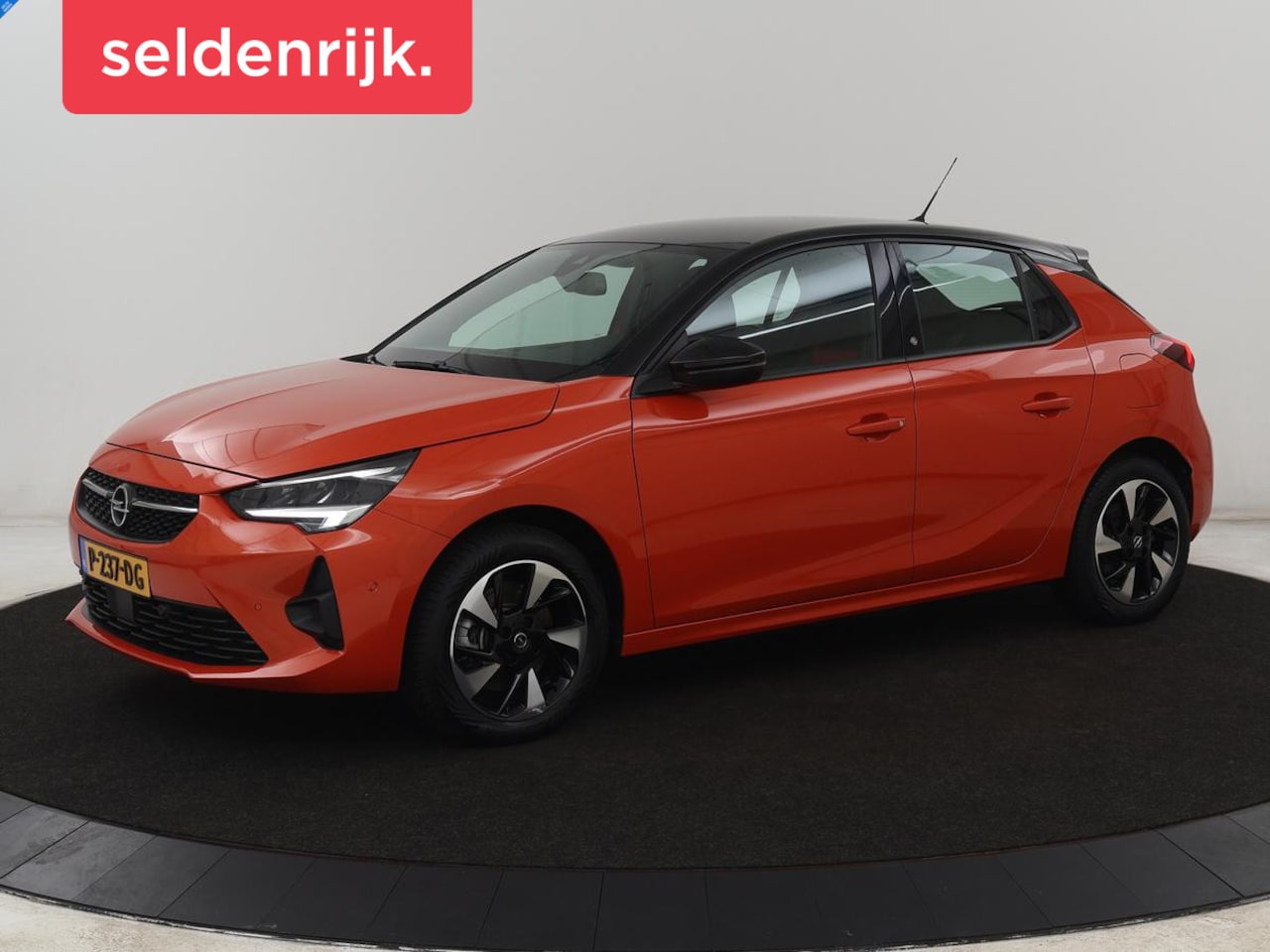 Opel Corsa-e - GS Line 50 kWh | 3 Fase | Camera | Carplay | Dodehoek detectie | Cruise control | Full LED - AutoWereld.nl