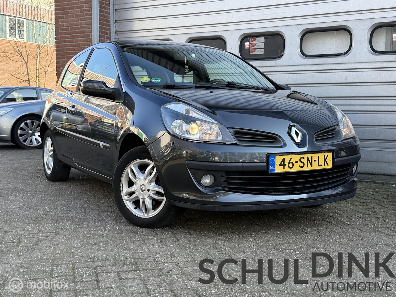Renault Clio - 1.2-16V Authentique AIRCO|ELEKTRISCHE RAMEN - AutoWereld.nl