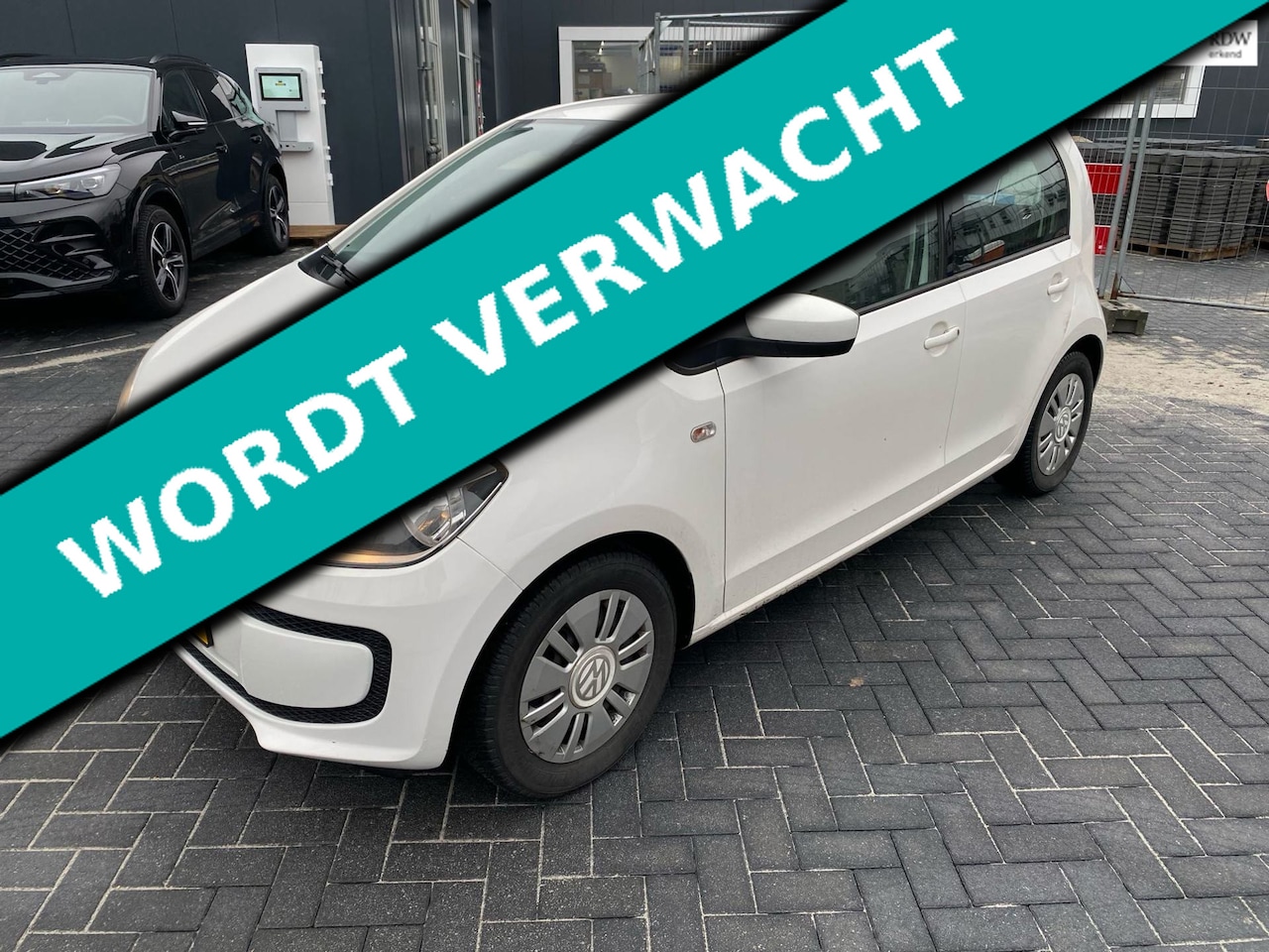 Volkswagen Up! - 1.0 Move up! 5-deurs 1e eigenaar Airco Navi Zuinig - AutoWereld.nl
