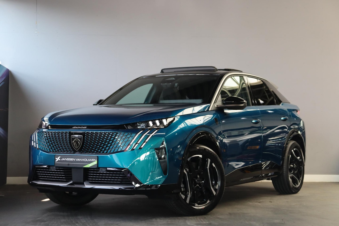 Peugeot e-3008 - GT Avantage 210 73 kWh / Voorraad / Snel leverbaar - AutoWereld.nl