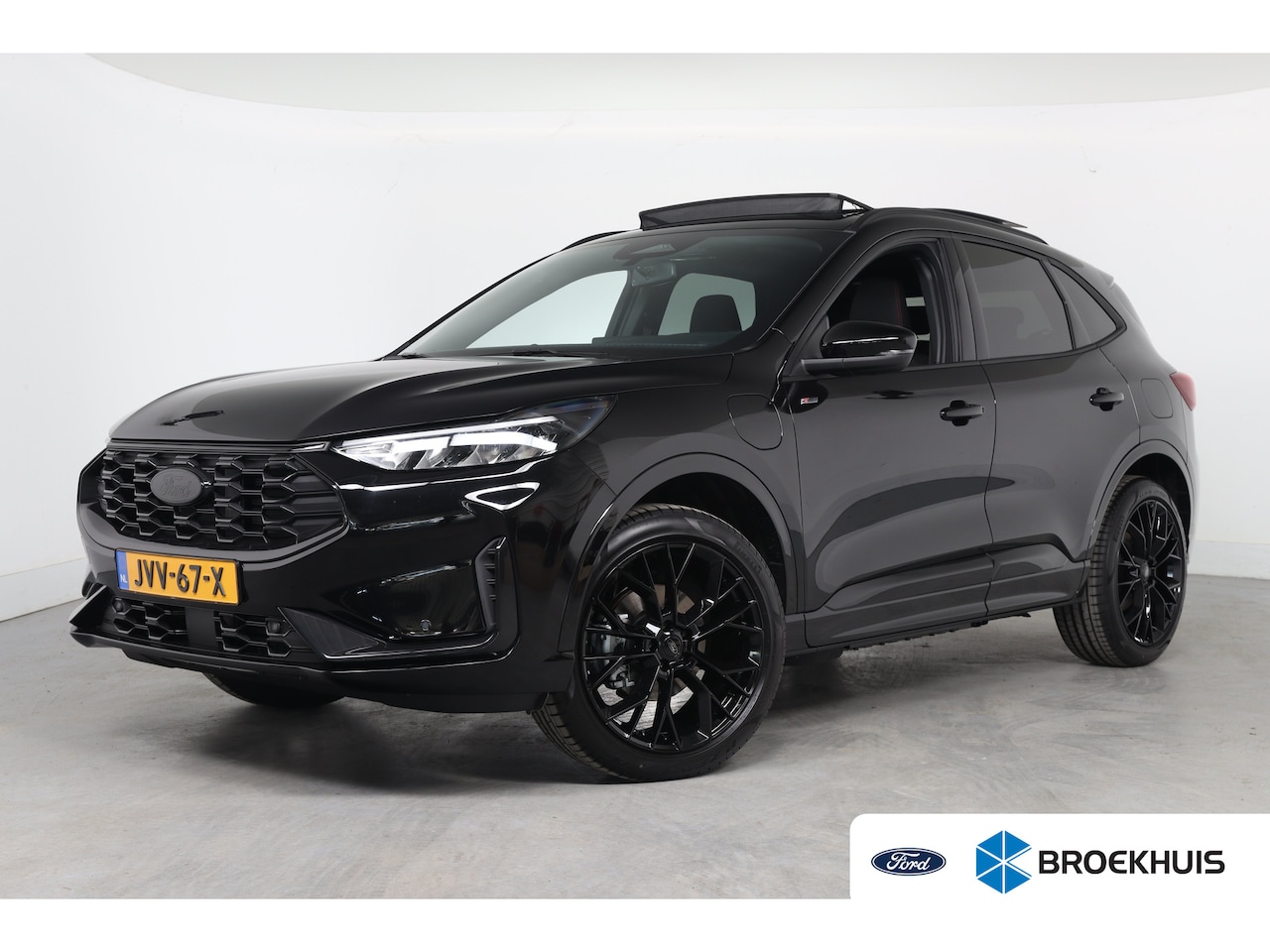 Ford Kuga - Plug-In Hybrid ST-Line | Trekhaak Elektrisch Wegklapbaar | Elektrisch Panoramadak | Winter - AutoWereld.nl