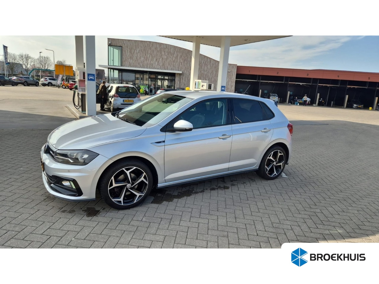 Volkswagen Polo - 1.0 TSI Beats R-line | Achterbank in delen neerklapbaar | Airco | Apple Carplay/Android Au - AutoWereld.nl
