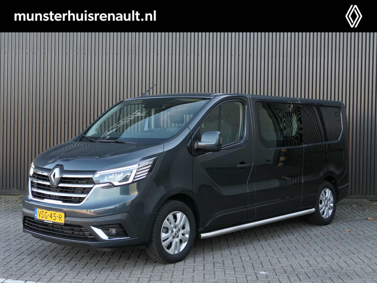 Renault Trafic - 2.0 dCi 170 T29 L2H1 DC Luxe - AUTOMAAT - Allseasons - Trekhaak - Achterdeur met ruiten - - AutoWereld.nl