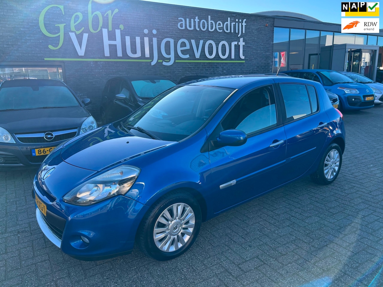 Renault Clio - 1.2 Collection 1.2 Collection - AutoWereld.nl
