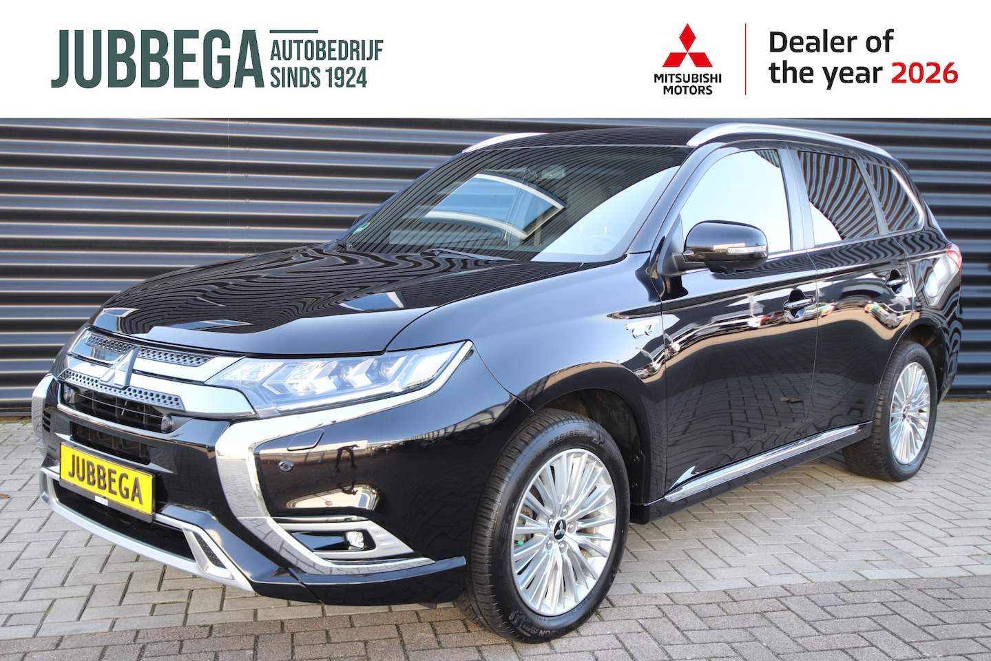 Mitsubishi Outlander - 2.4 PHEV Instyle Leder, E.achterklep, Trekhaak - AutoWereld.nl