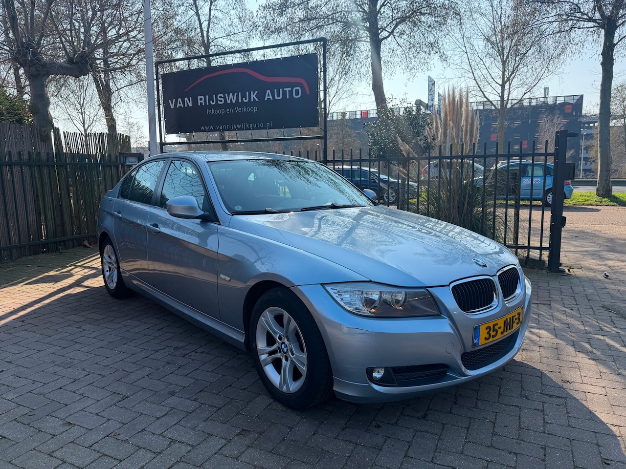 BMW 3-serie - 316i Business Line Nav Clima PDC Cruise-con - AutoWereld.nl
