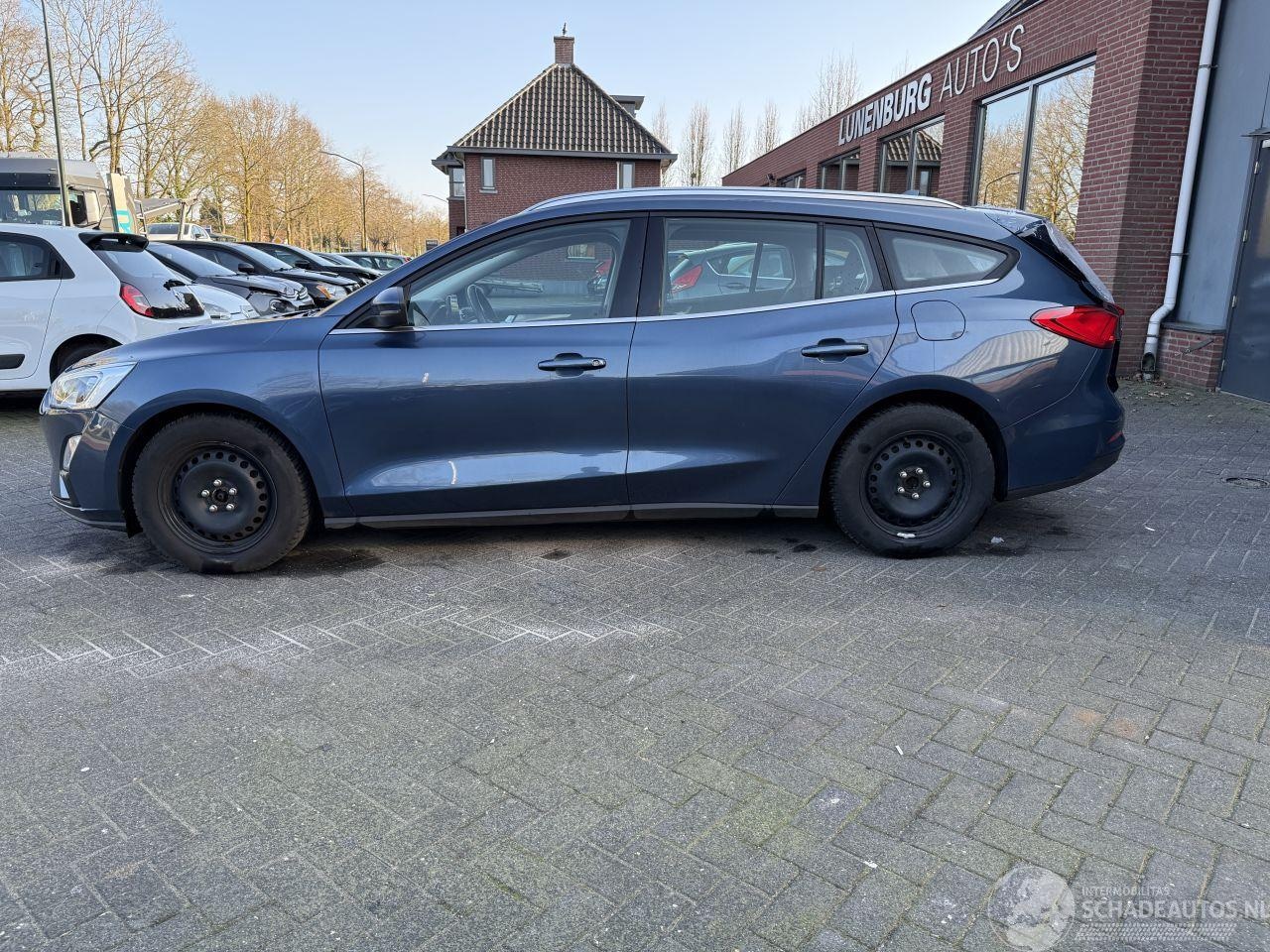 Ford Focus - 1.0 EcoBoost Titanium Business 1.0 EcoBoost Titanium Business - AutoWereld.nl