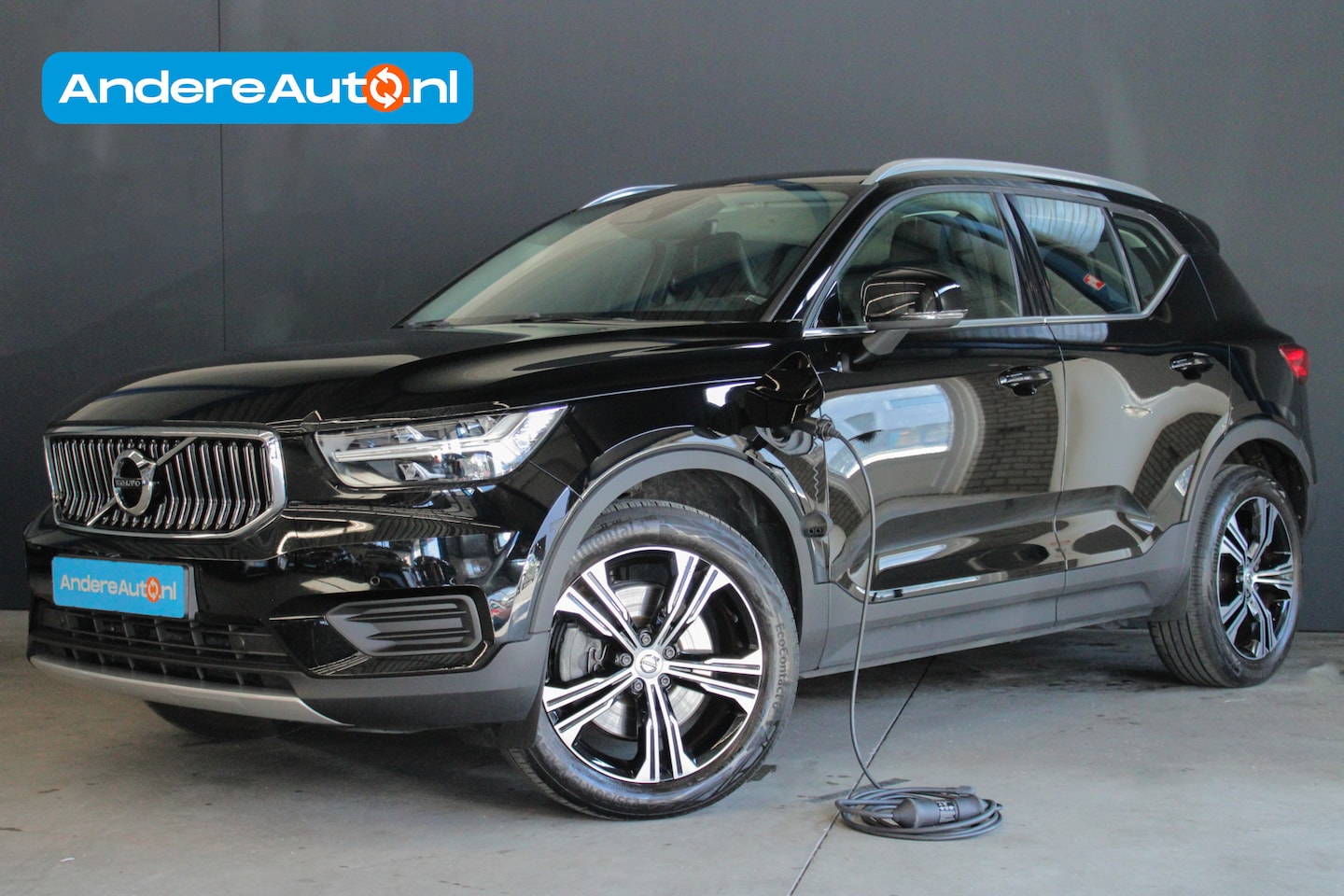Volvo XC40 - 1.5 T4 Recharge Inscription Expression |leder|stoel/stuurverwarming|Apple/Android| - AutoWereld.nl