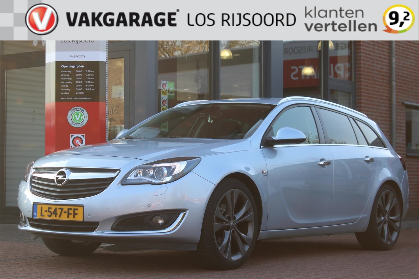 Opel Insignia Sports Tourer - 1.6 Turbo Aut *Edition* | Trekhaak | Camera | Stoelverwarming | Cruise & Climate Control | - AutoWereld.nl