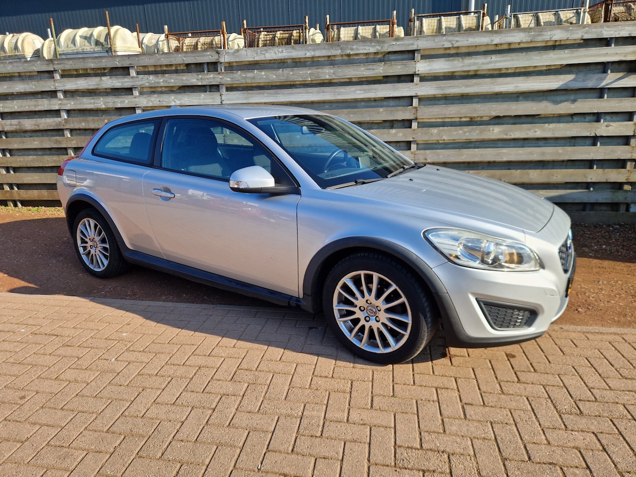 Volvo C30 - 2.0 Kinetic 2.0 Kinetic - AutoWereld.nl