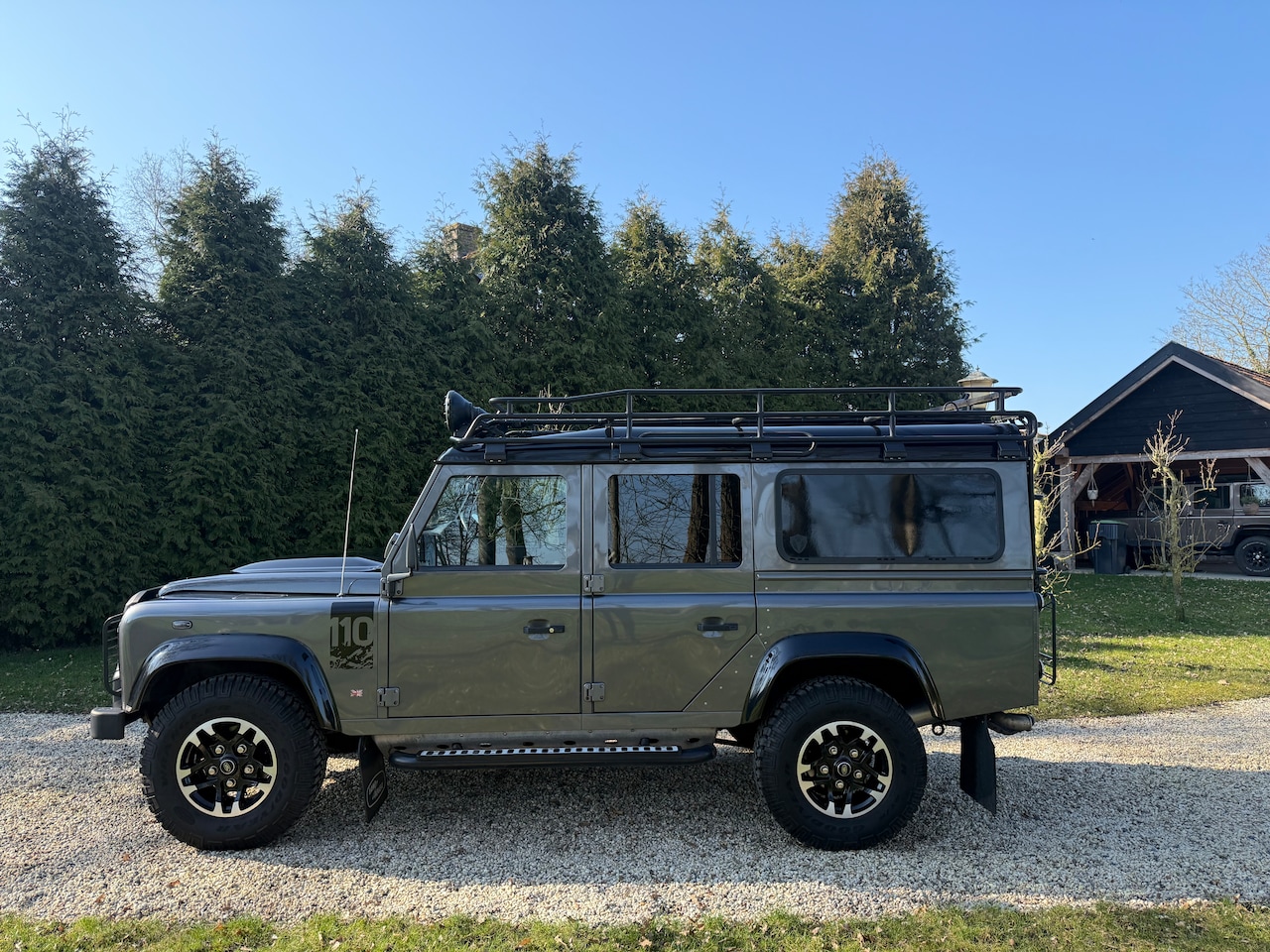 Land Rover Defender - 2.2 D SW 110" Adventure Limited Edition Speciale Adventure Limited Edition