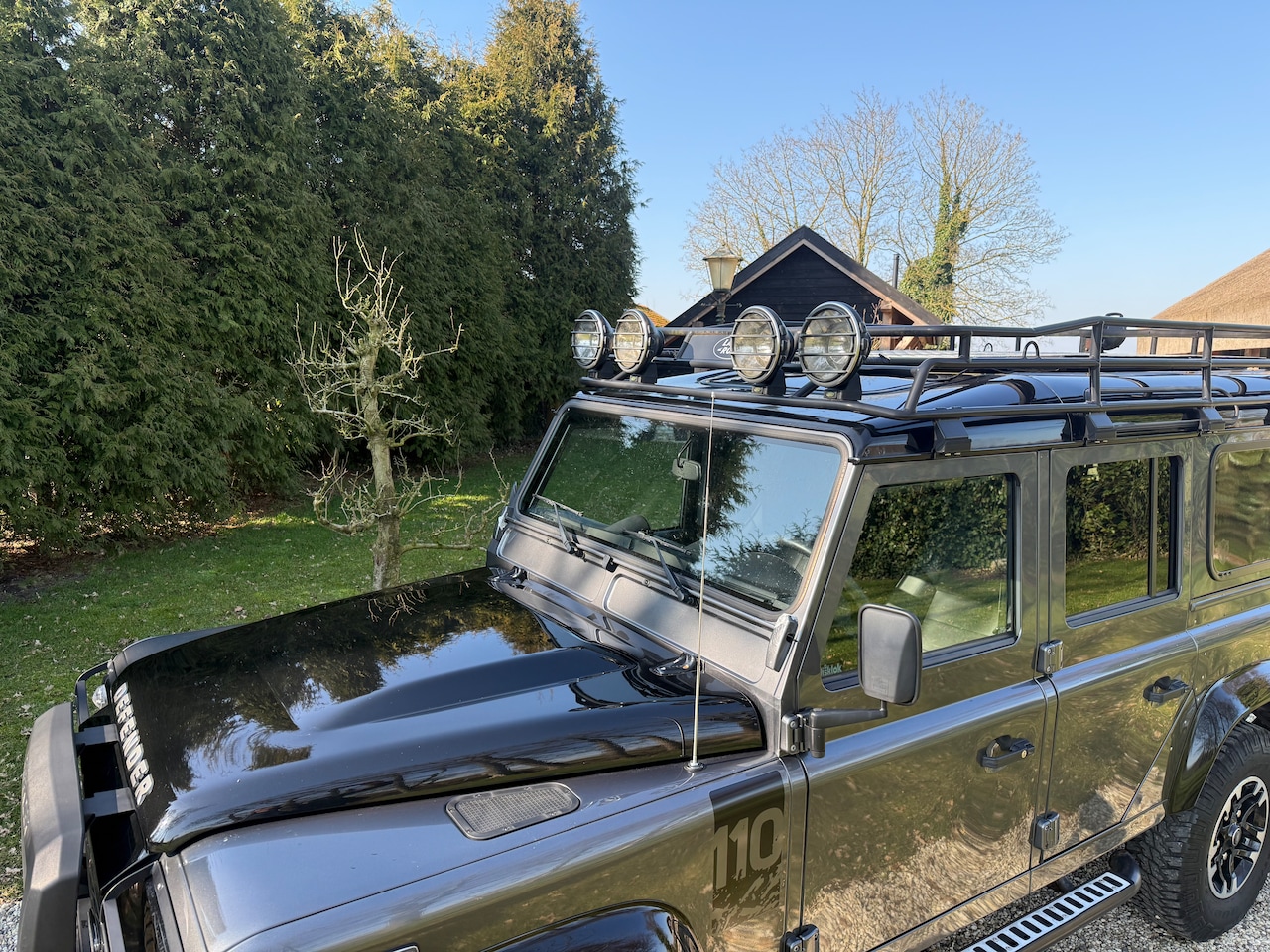 Land Rover Defender - 2.2 D SW 110" Adventure Limited Edition Speciale Adventure Limited Edition