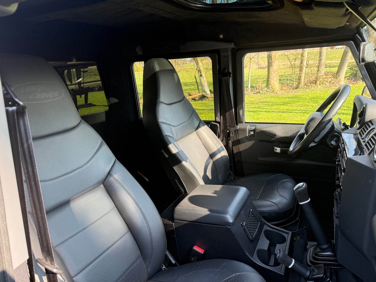 Land Rover Defender - 2.2 D SW 110" Adventure Limited Edition Speciale Adventure Limited Edition