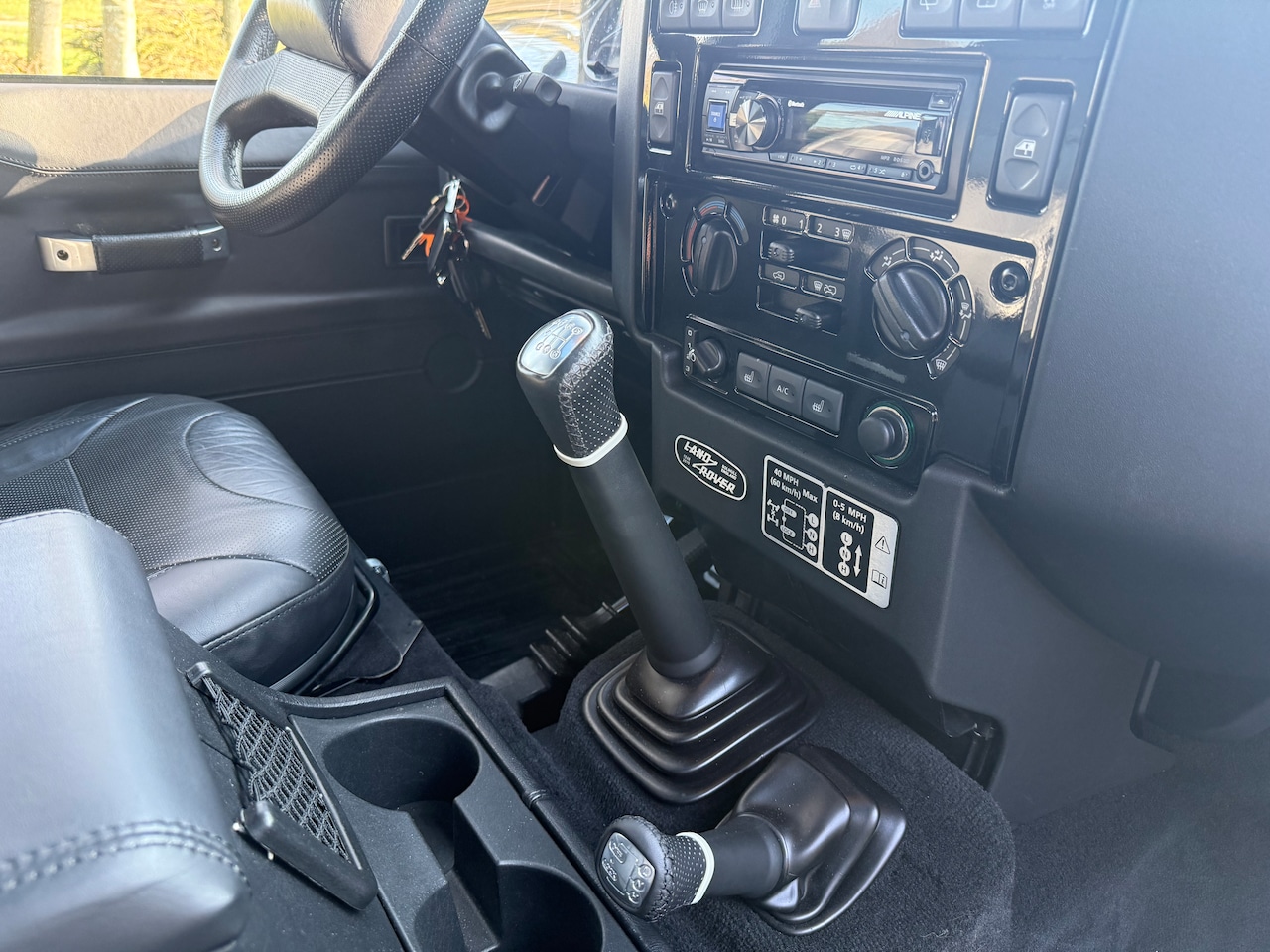 Land Rover Defender - 2.2 D SW 110" Adventure Limited Edition Speciale Adventure Limited Edition