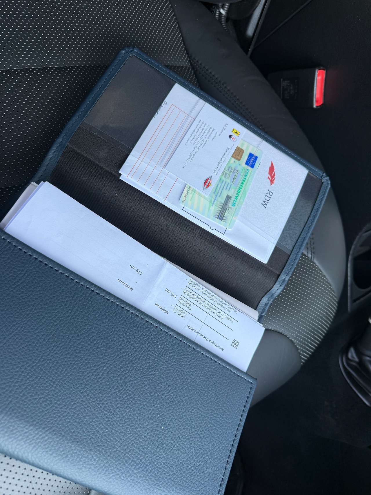 Land Rover Defender - 2.2 D SW 110" Adventure Limited Edition Speciale Adventure Limited Edition