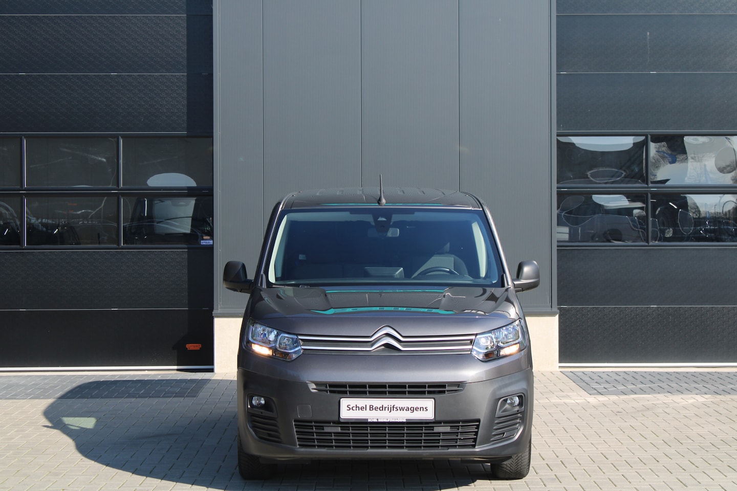 Citroën Berlingo - 1.5 BlueHDI Club 102pk - Cruise - Airco - PDC - Carplay - Navi - Rijklaar - AutoWereld.nl