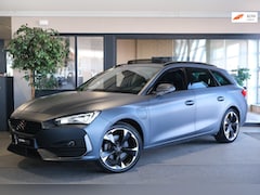 CUPRA Leon Sportstourer - 1.4 e-Hybrid 204PK MATTGRIJS Pano Led Cam Navi Cruise 2023