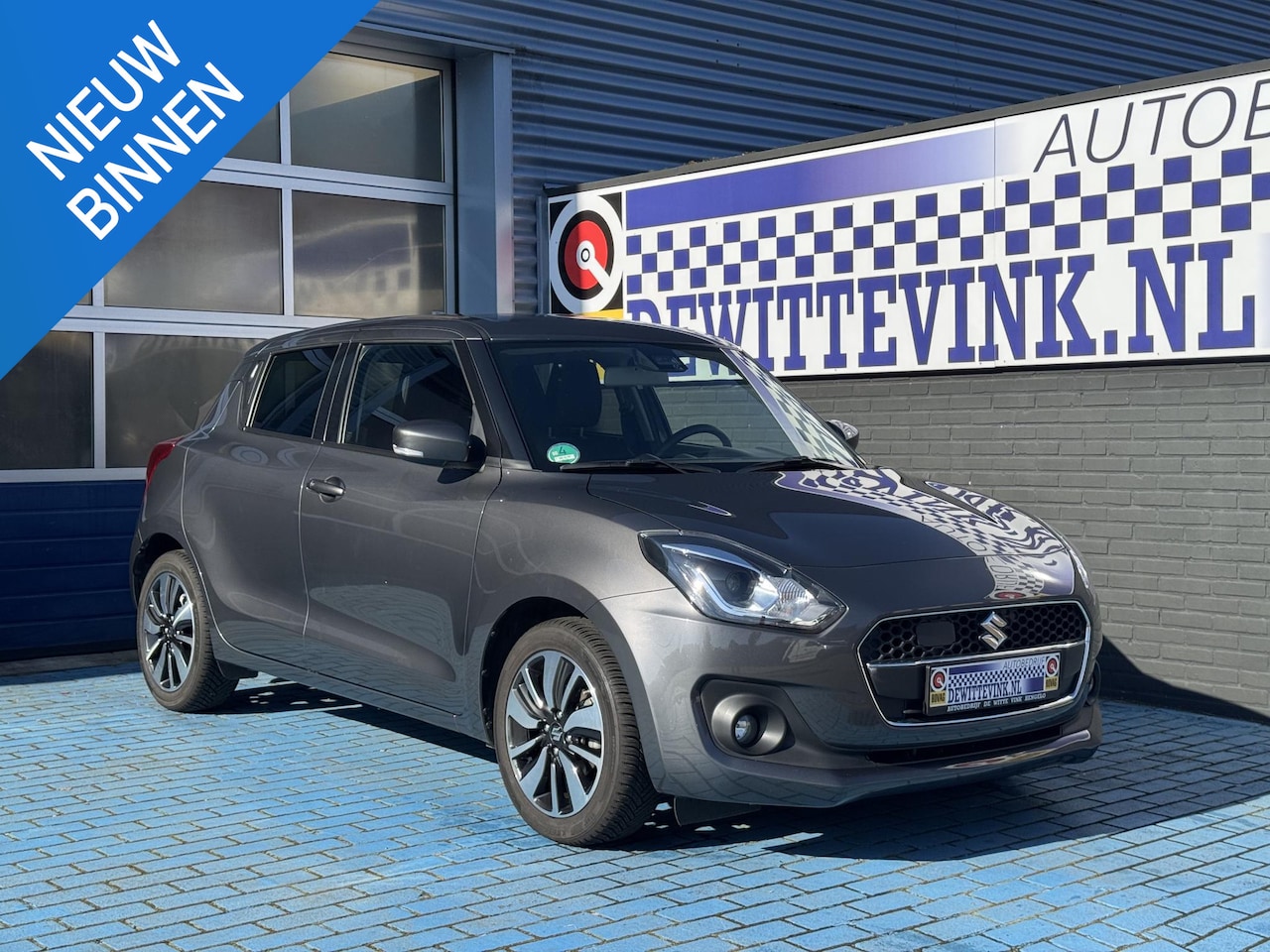 Suzuki Swift - 1.0 ADAP CRUISE STOELVER. APPLE P-CAM - AutoWereld.nl