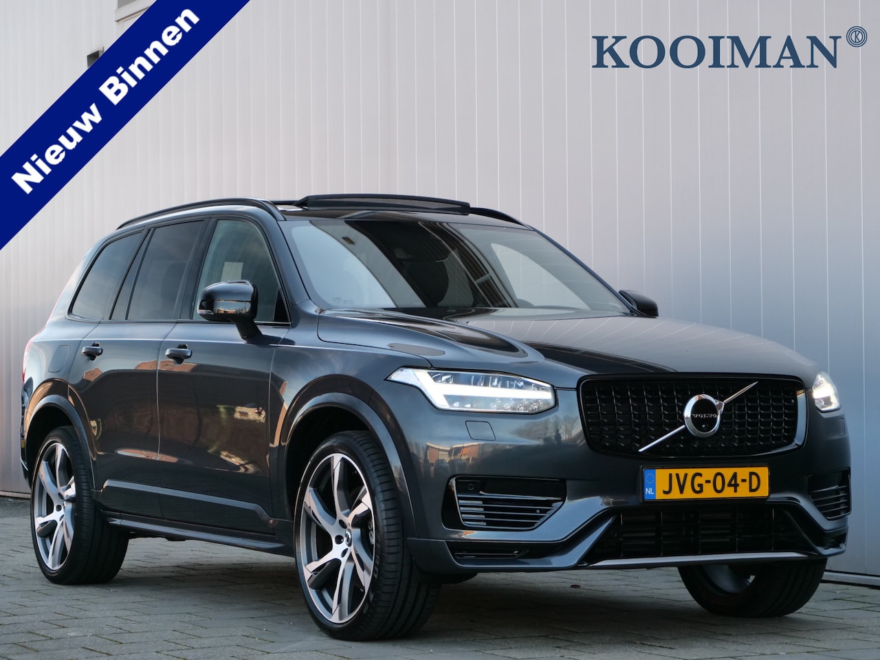 Volvo XC90 - 2.0 T8 Recharge AWD R-Design 7p Long Range 455 Pk Automaat Navi / DAB / Leer / Pano-dak / - AutoWereld.nl