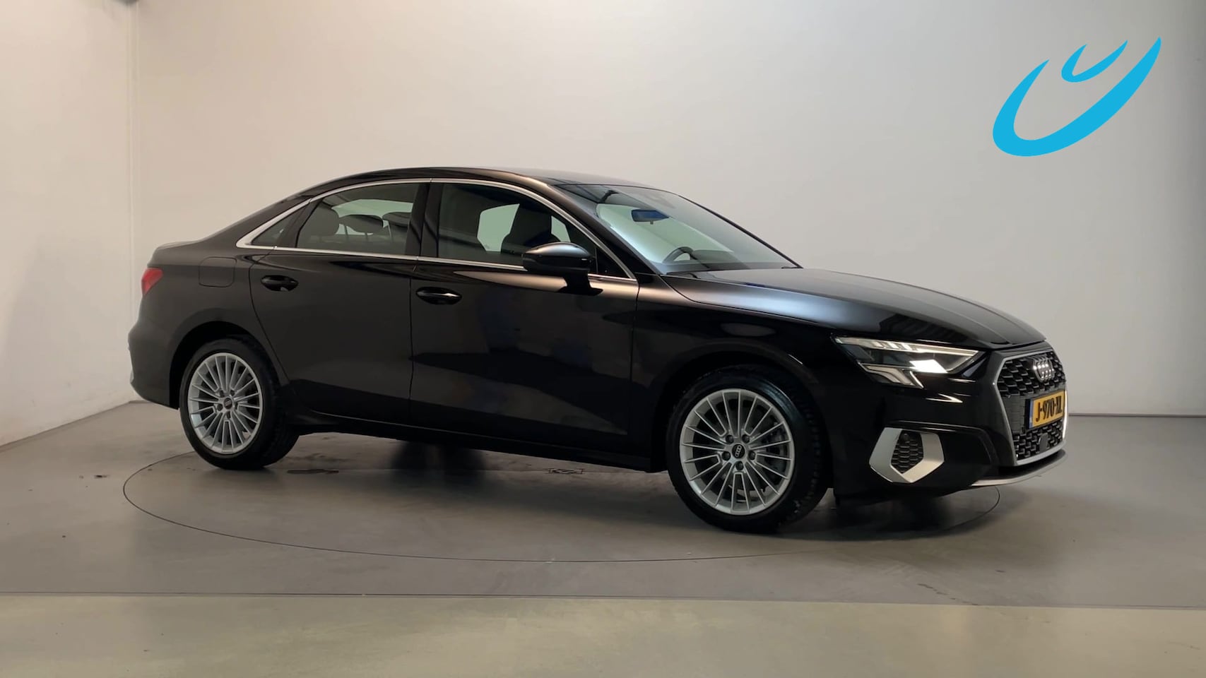 Audi A3 Limousine - 35 TFSI Business Edition Virtual Cockpit Navigatie App-Connect DAB+ - AutoWereld.nl