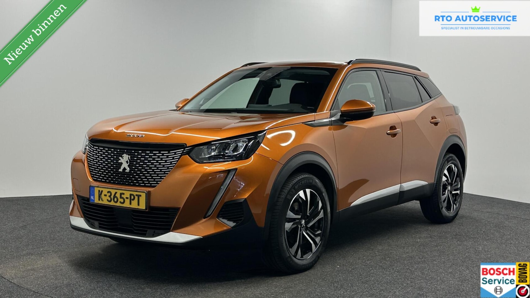 Peugeot 2008 - 1.2 PureTech Allure Pack ECC CRUISE LM NAVI CARPLAY. - AutoWereld.nl