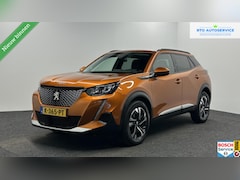 Peugeot 2008 - 1.2 PureTech Allure Pack ECC CRUISE LM NAVI CARPLAY