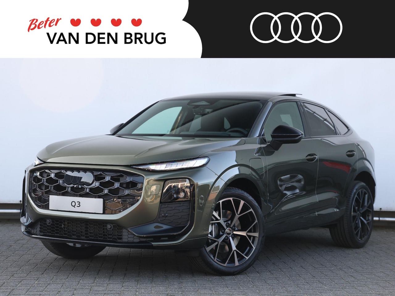 Audi Q3 Sportback - S edition e-hybrid 200 kW / 272 PK | Oak Green metallic | Panoramadak | Optiek zwart | Pri - AutoWereld.nl