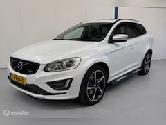 Volvo XC60 - 2.0 T5 FWD R-Design PANO / NAVI / XENON